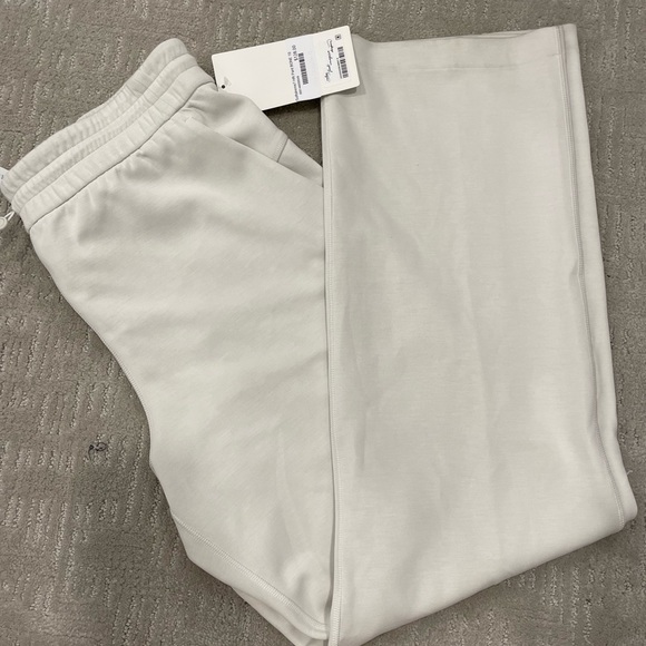 BNWT LULULEMON softstreme pant regular sz 10 bone - Picture 8 of 12